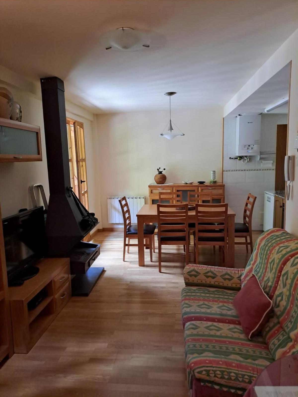 Duplex De Muntanya En Zona Verda A Escaló Esterno foto